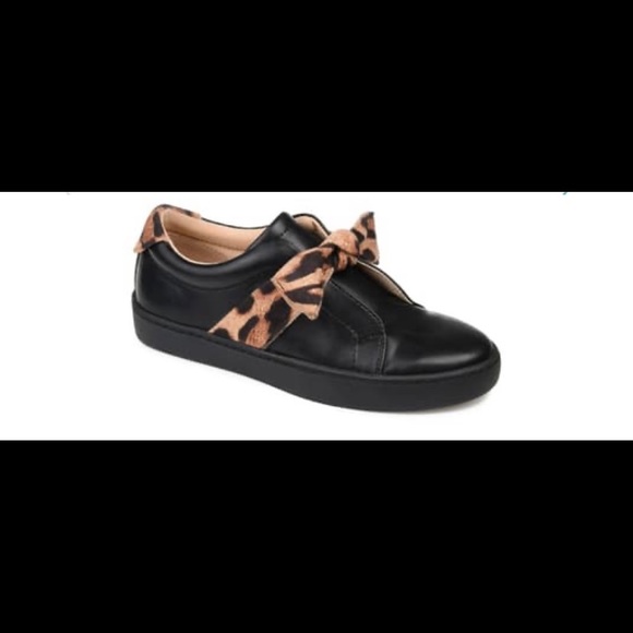 Blk & cheetah slide ons 🥰 - Picture 3 of 3